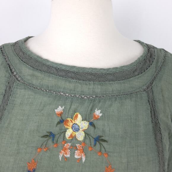 Umgee Green Floral Embroidered Peasant Blouse Long Sleeve Lightweight Small - Picture 3 of 11